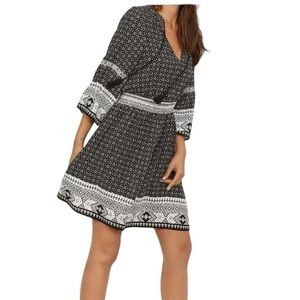 H&M Size 6 Black and White Aztec Print Tunic Dress New With Tags